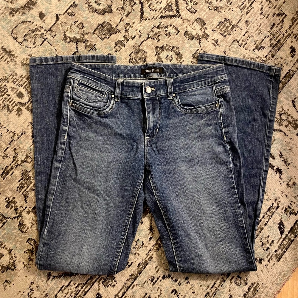 White House Black Market Women’s Size 6 Reg. “Blanc” Bootcut/Straight-Leg Jeans